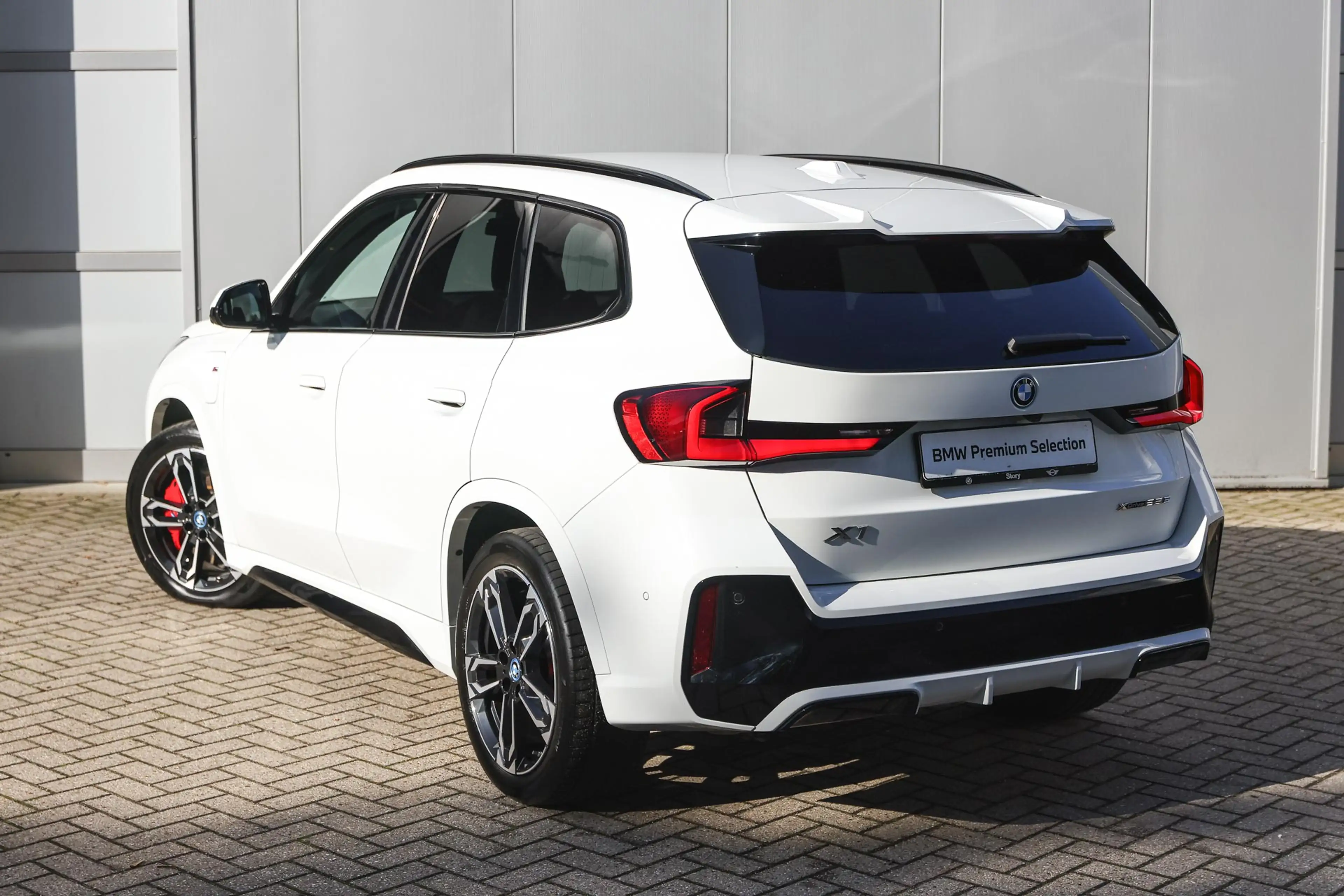 BMW X1 xDrive25e M Sport Automaat / Sportstoelen / Comfor — photo 2
