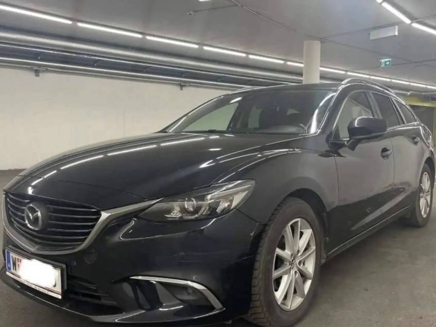 Mazda 6 Mazda 6 Sport Combi CD150 Attraction Aut. Attraction Schwarz - 1