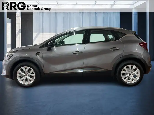 Renault Captur view 2