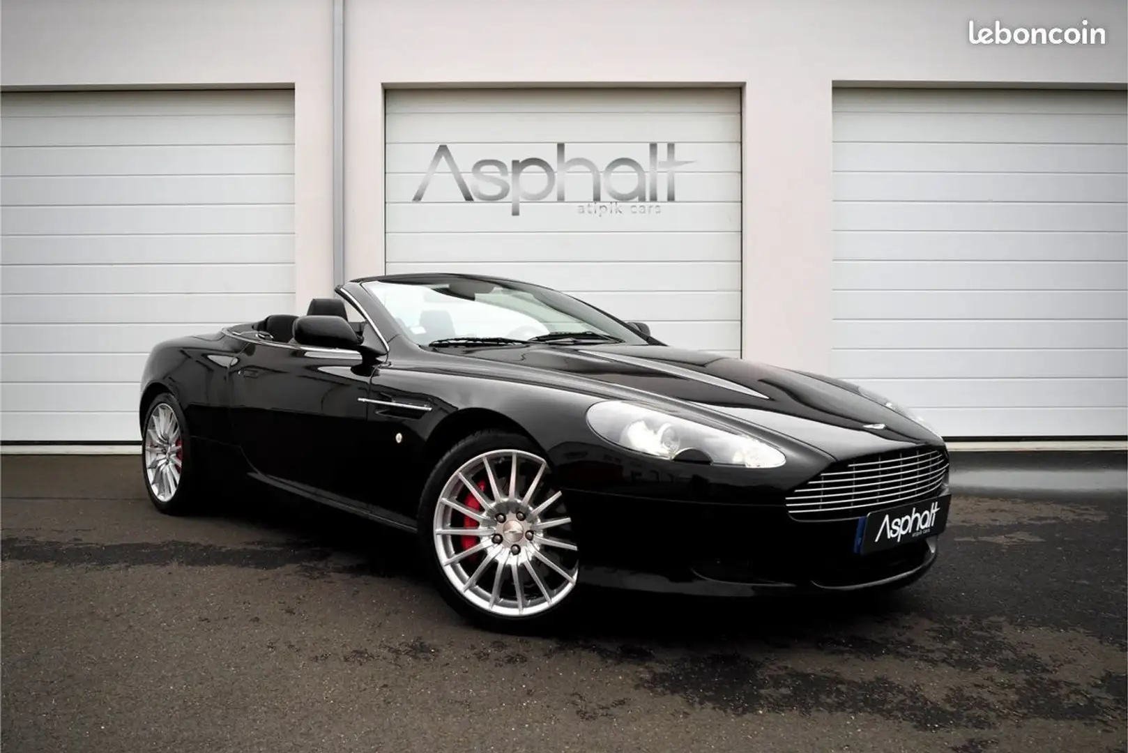Aston Martin DB9 Volante V12 6.0l 455cv crna - 1