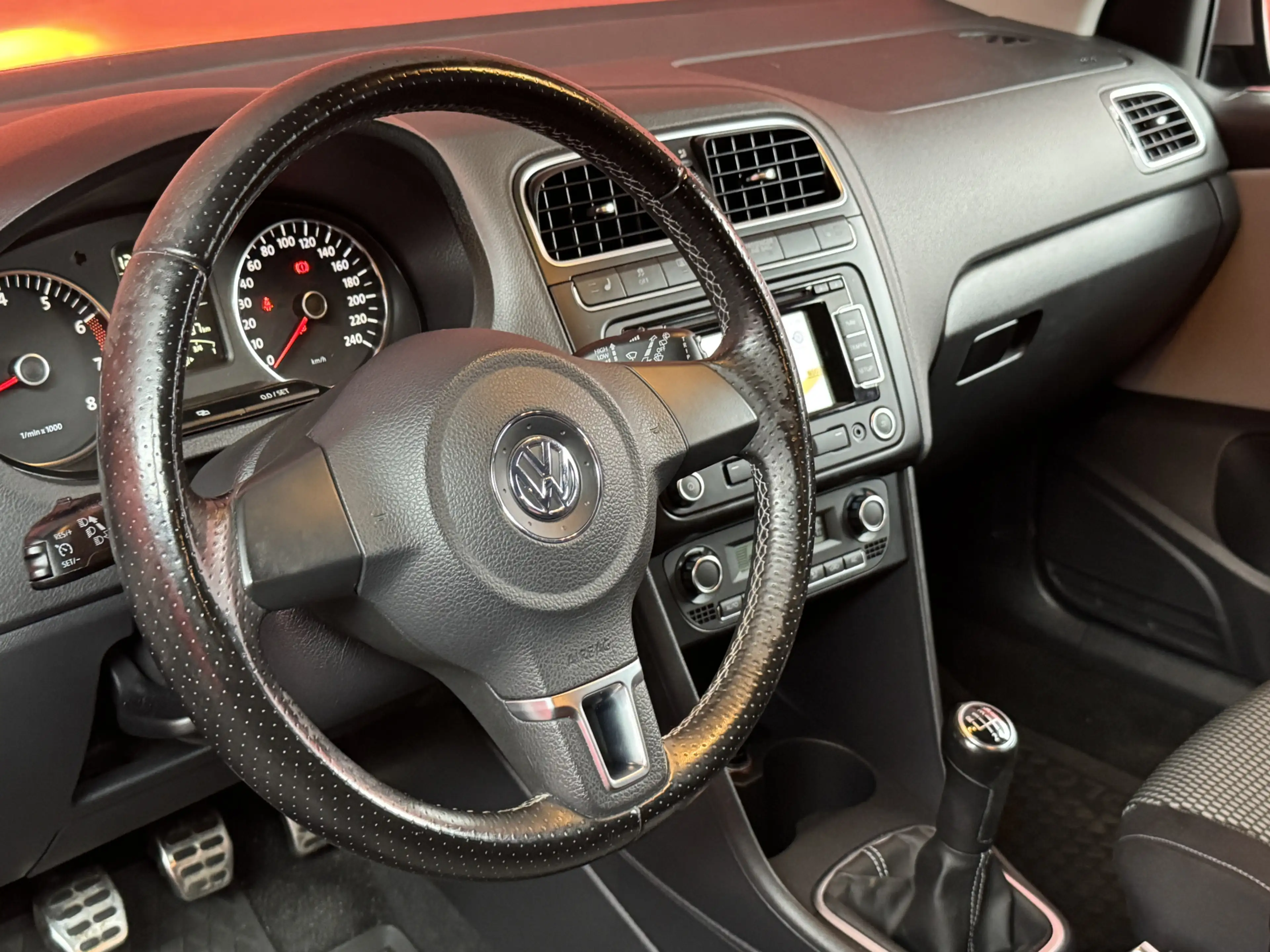 Volkswagen Polo Cross 1.2 TSI | Stoelverwarming | Clima | Cruise | — photo 3