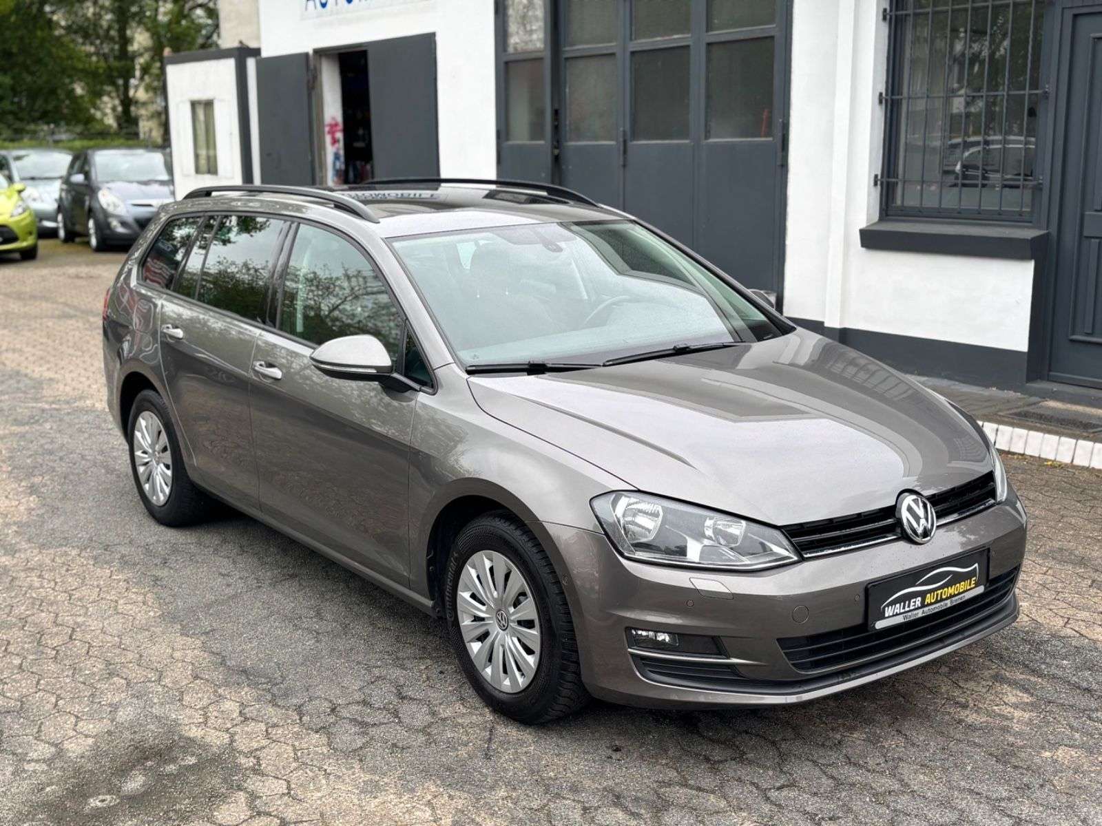 Second hand Volkswagen Golf 1.6