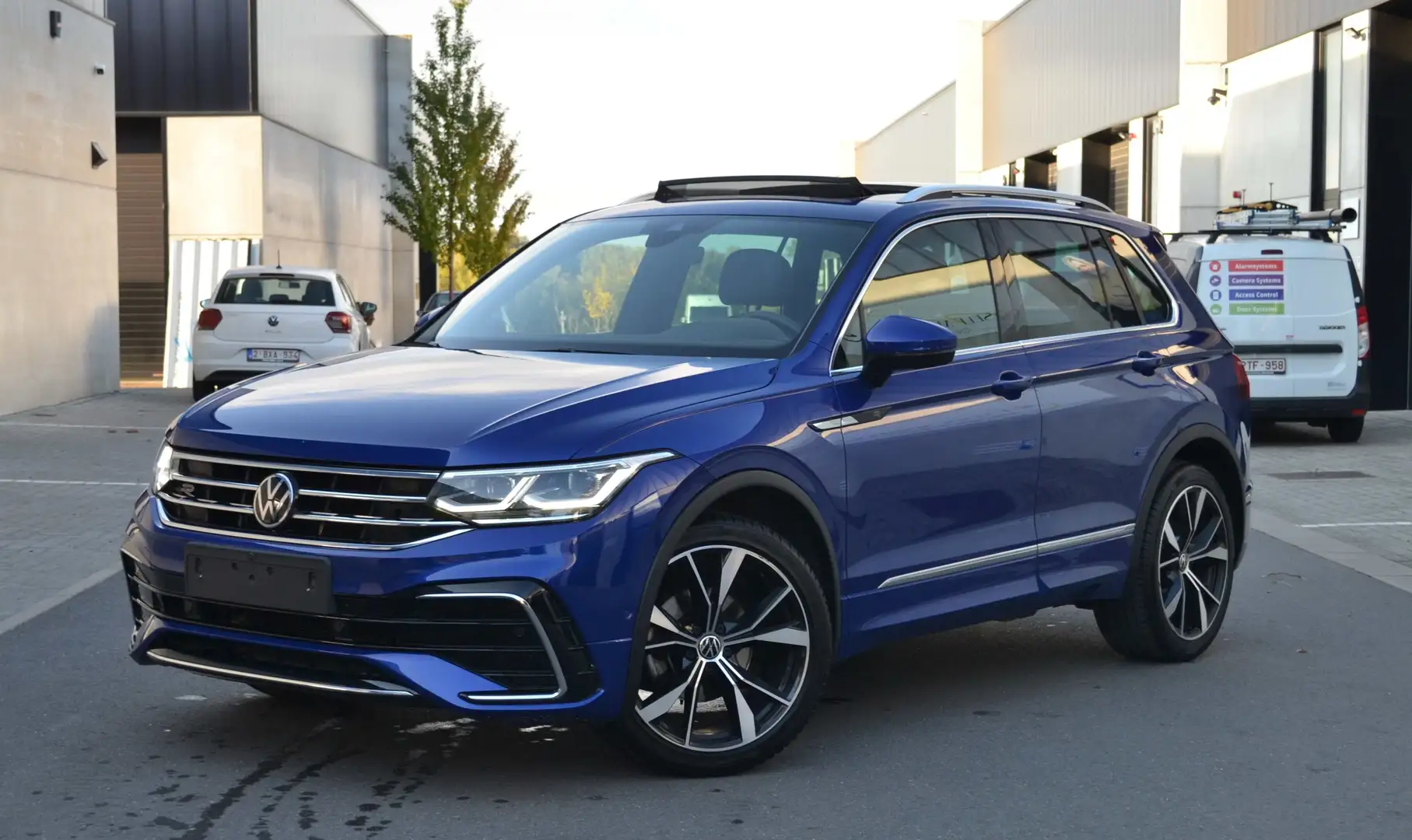 Volkswagen Tiguan 2.0TDI R-Line DSG TVA OK / Export 29.670€ Bleu - 1
