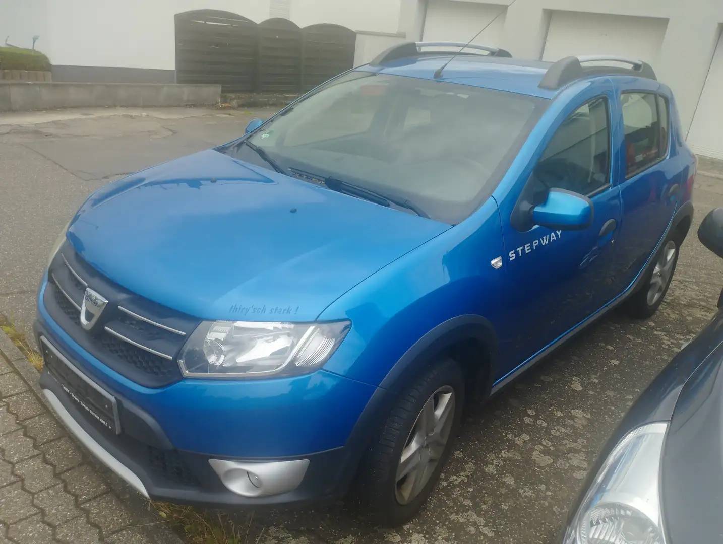 Dacia Sandero Stepway 90PS - 2. Hand-techn./opt. top-TÜV neu Blau - 2