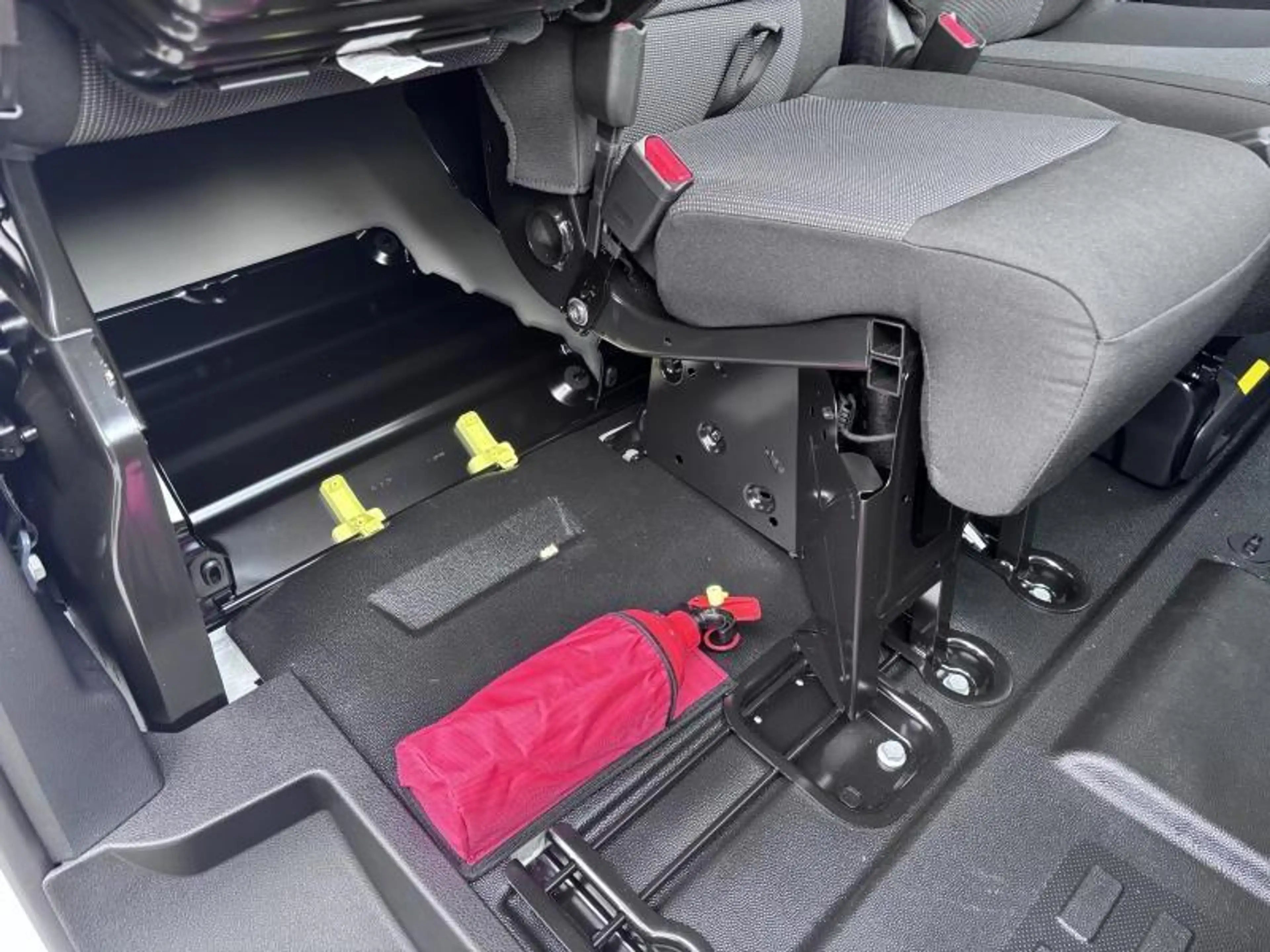 Citroen Jumpy Taille M / 2.0 BlueHDI / Carplay — photo 14