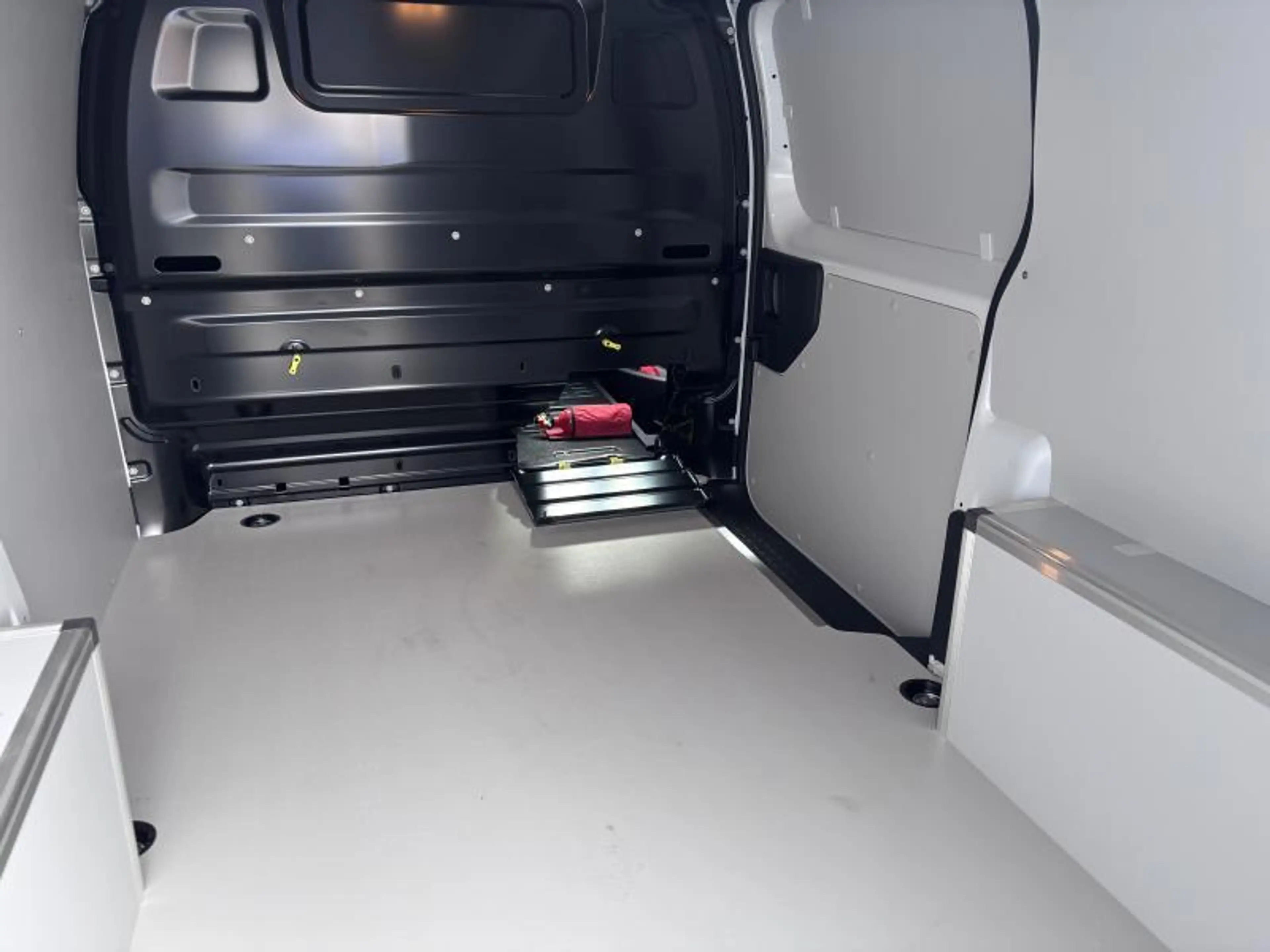 Citroen Jumpy Taille M / 2.0 BlueHDI / Carplay — photo 11