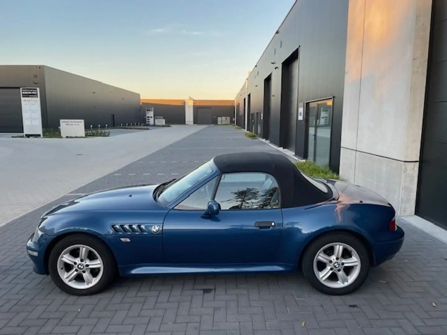 BMW Z3 Z3 Roadster 1.9I Widebody, Sportinterieur,Garantie Bleu - 1