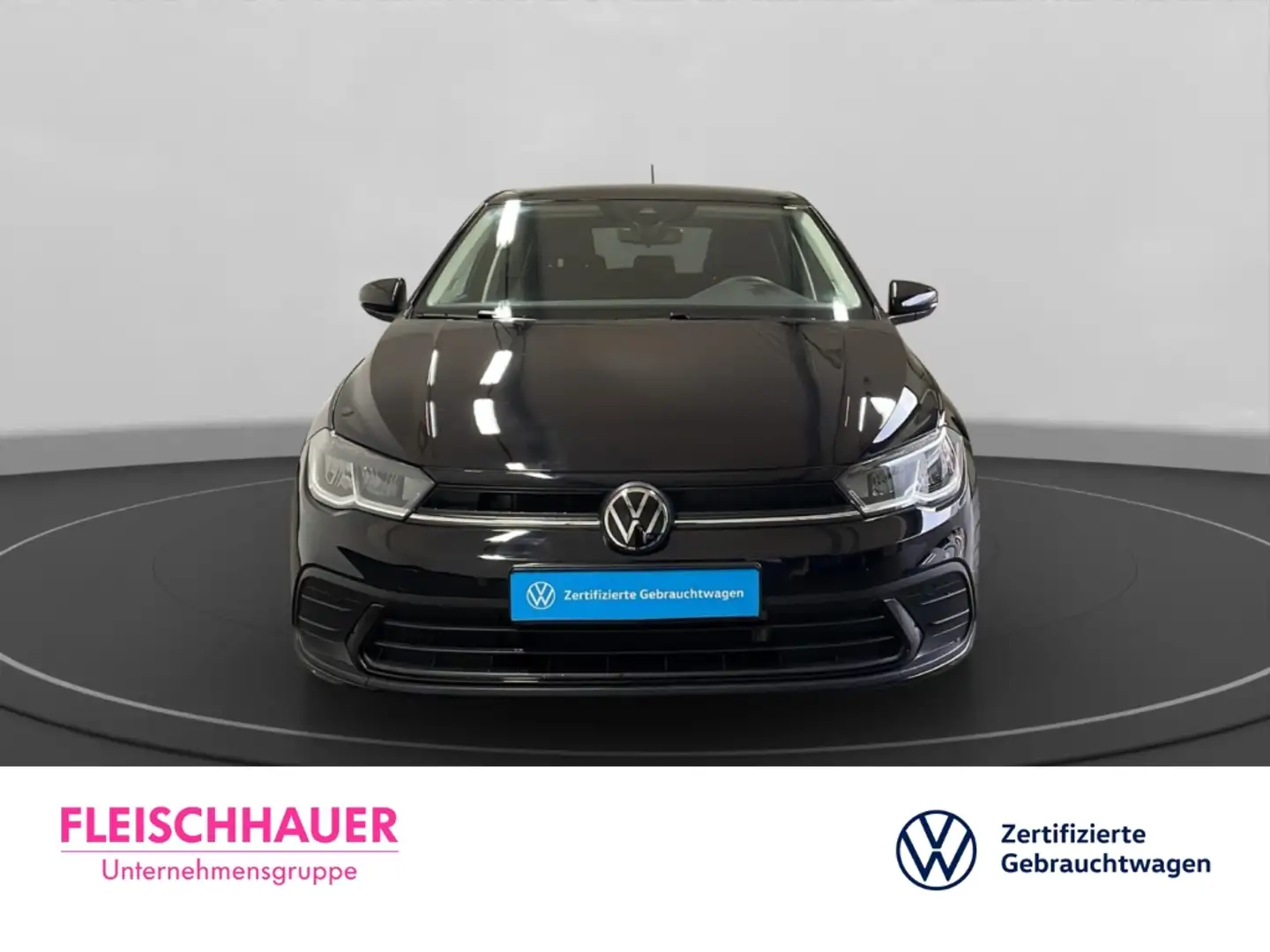 Volkswagen Polo VI 1.0 TSI Life ACC Klima PDCv+h DAB Navi LED Temp Schwarz - 2