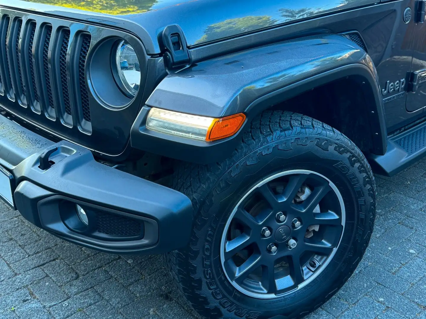 Jeep Wrangler 80th Anniversary *Nav,Sound,AHK,Kamera* Grau - 2