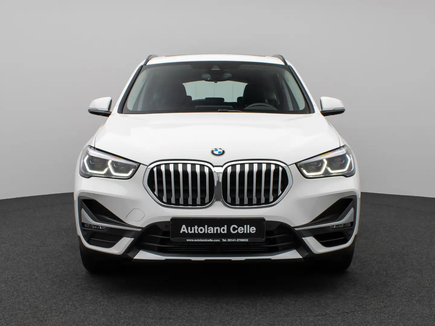 BMW X1 xD25e xLine Panorama Kamera HUD DAB H K AHK Blanc - 2