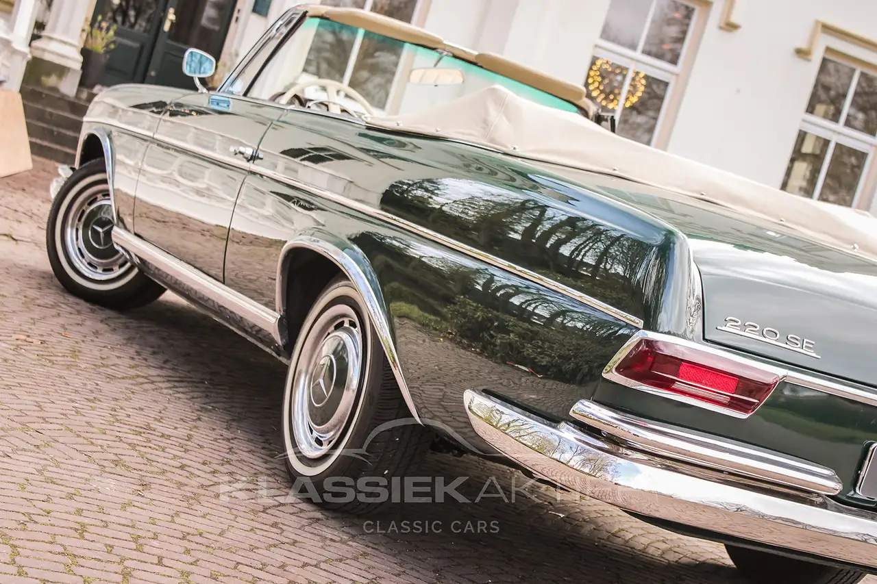 Mercedes-Benz 220 SE Cabriolet, foto 2