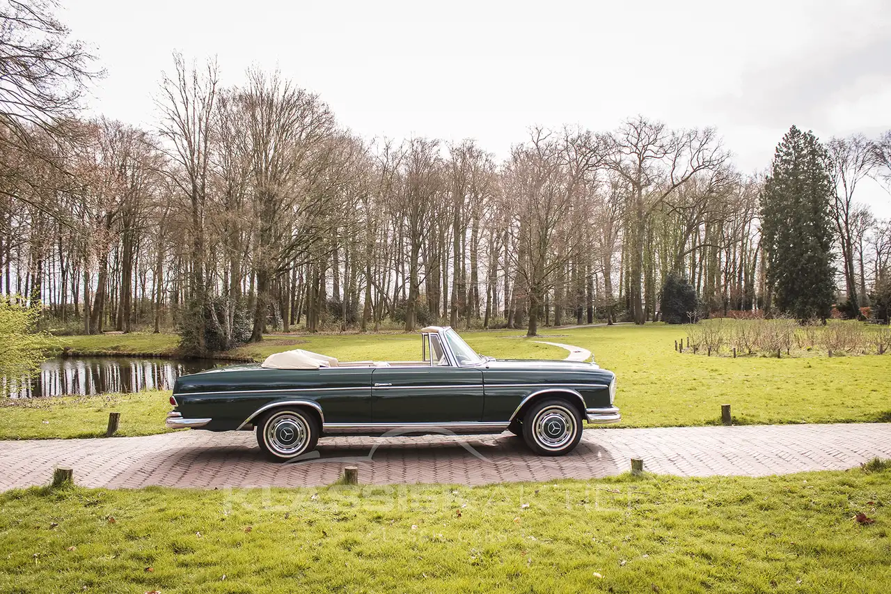Mercedes-Benz 220 SE Cabriolet, foto 9
