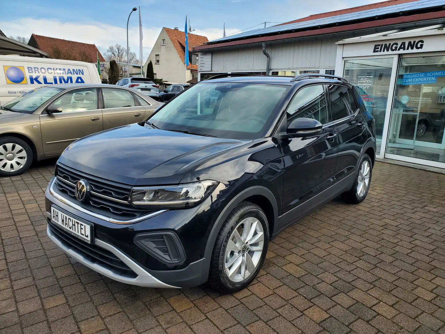 Volkswagen T-Cross 1.5 TSI 110 kW Life Edition Sofort Kamera Keyless Schwarz - 1