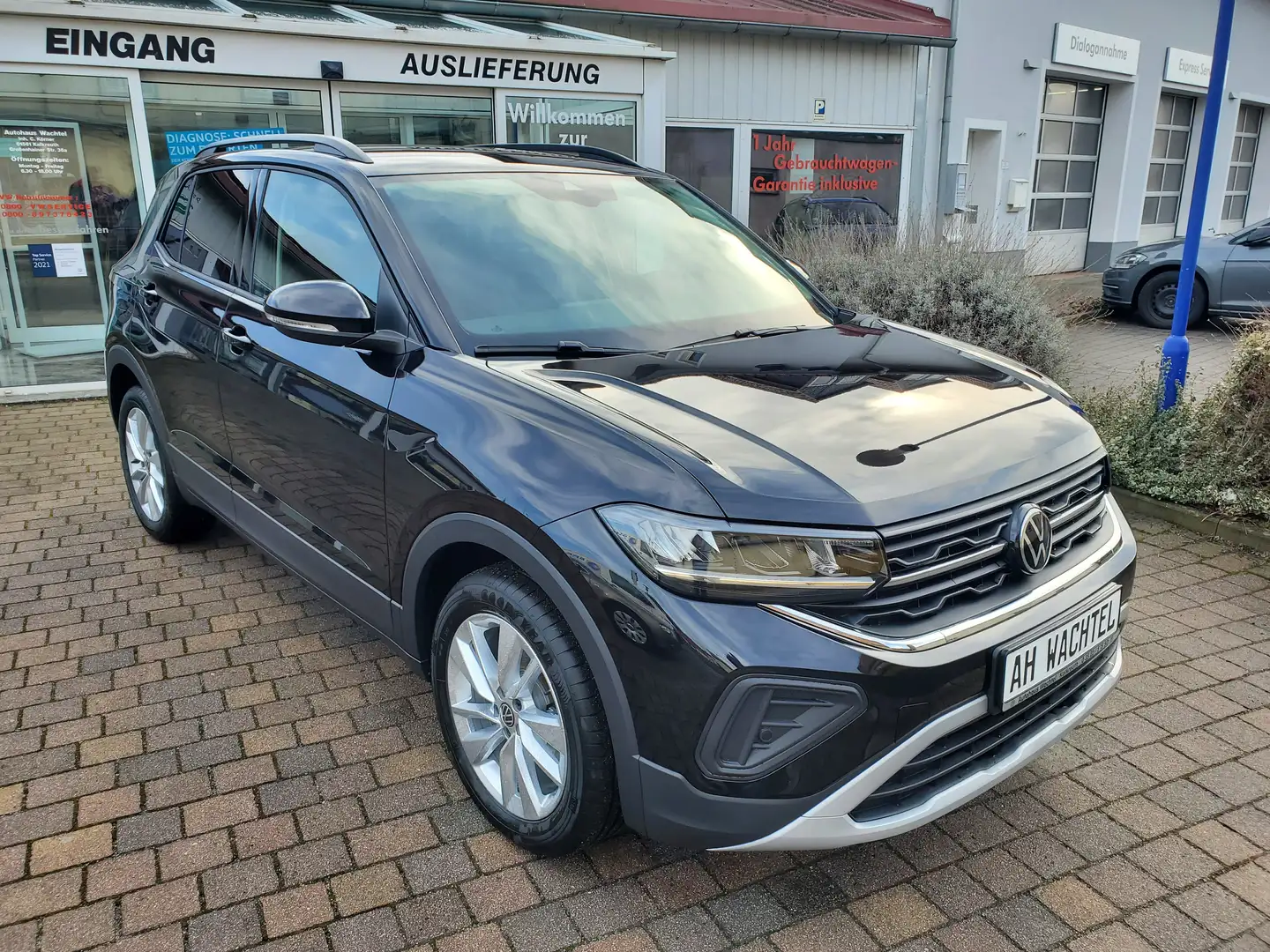 Volkswagen T-Cross 1.5 TSI 110 kW Life Edition Sofort Kamera Keyless Schwarz - 2