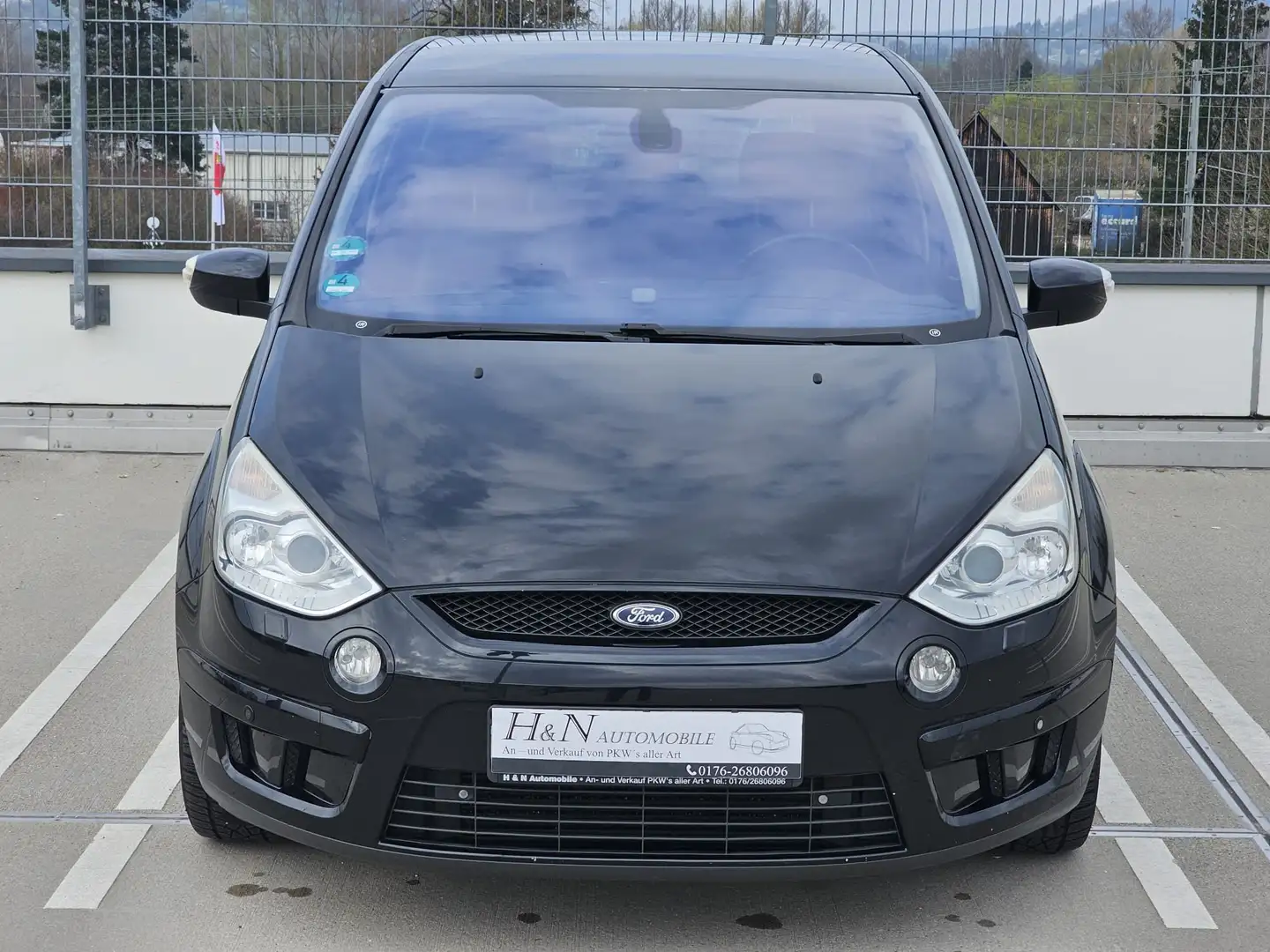 Ford S-Max Titanium 2.5*HU/AU 03/2027*Xenon*Converse+*SHZ*PDC Schwarz - 2