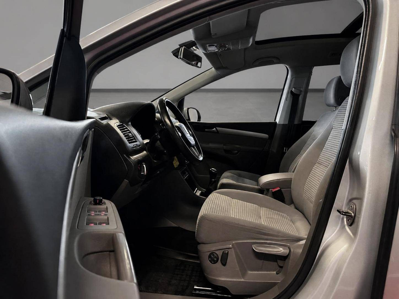 SEAT Alhambra Style Allrad/Pano/AHK — photo 11