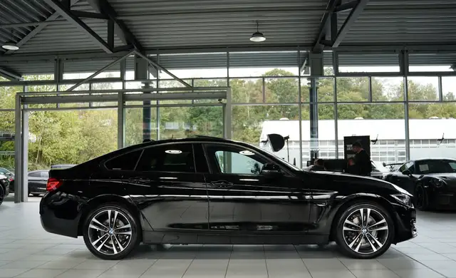 BMW 4 Series view 6
