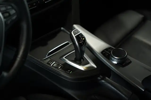 BMW 4 Series view 24