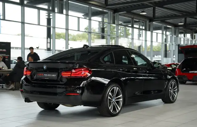 BMW 4 Series view 7