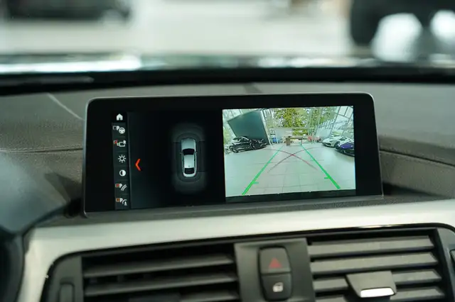 BMW 4 Series view 30