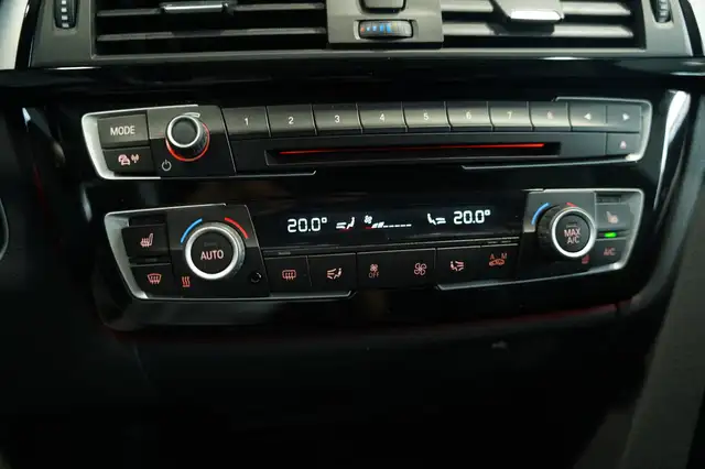 BMW 4 Series view 29