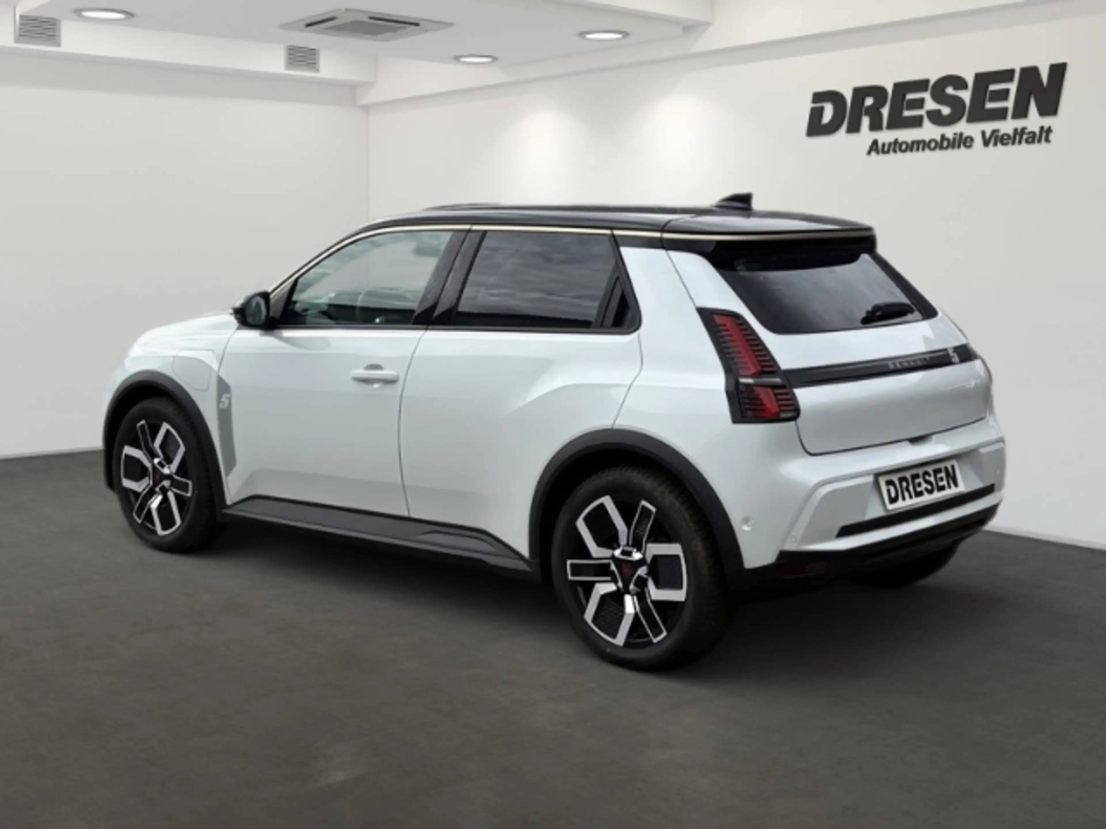 Renault R 5 Electric E-Tech elektrisch Techno 10 Comfort Range — photo 5