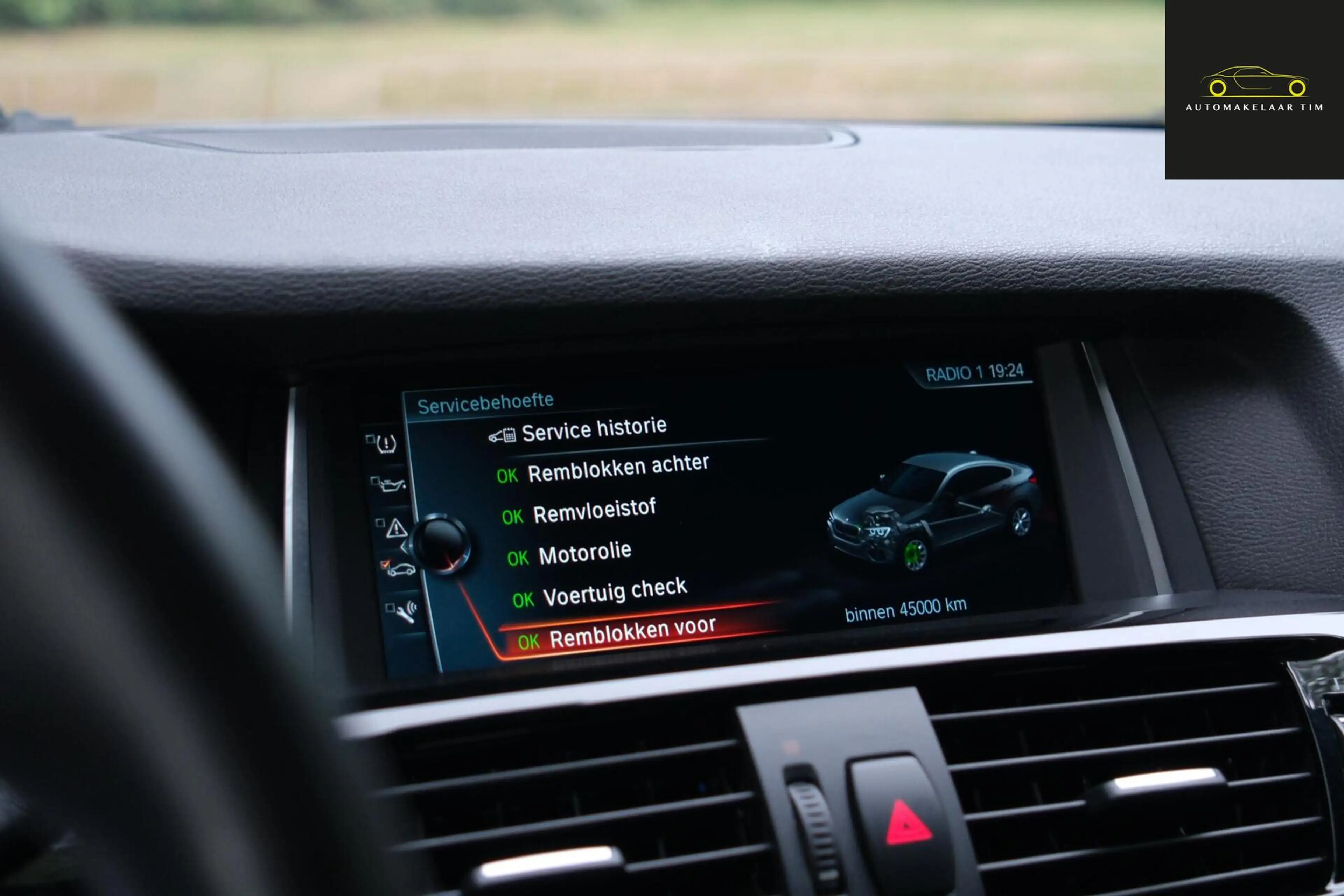 BMW X4 M40i High Executive / Full Options / Pano / Trekha — photo 39