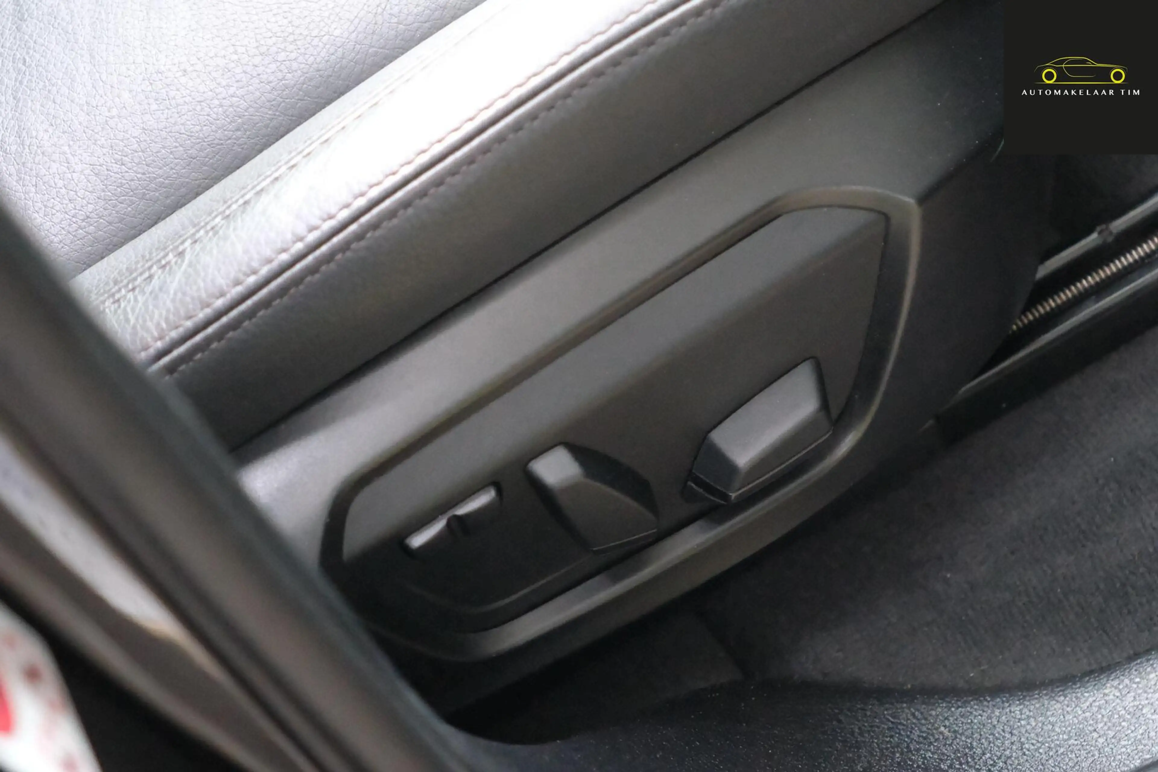 BMW X4 M40i High Executive / Full Options / Pano / Trekha — photo 18