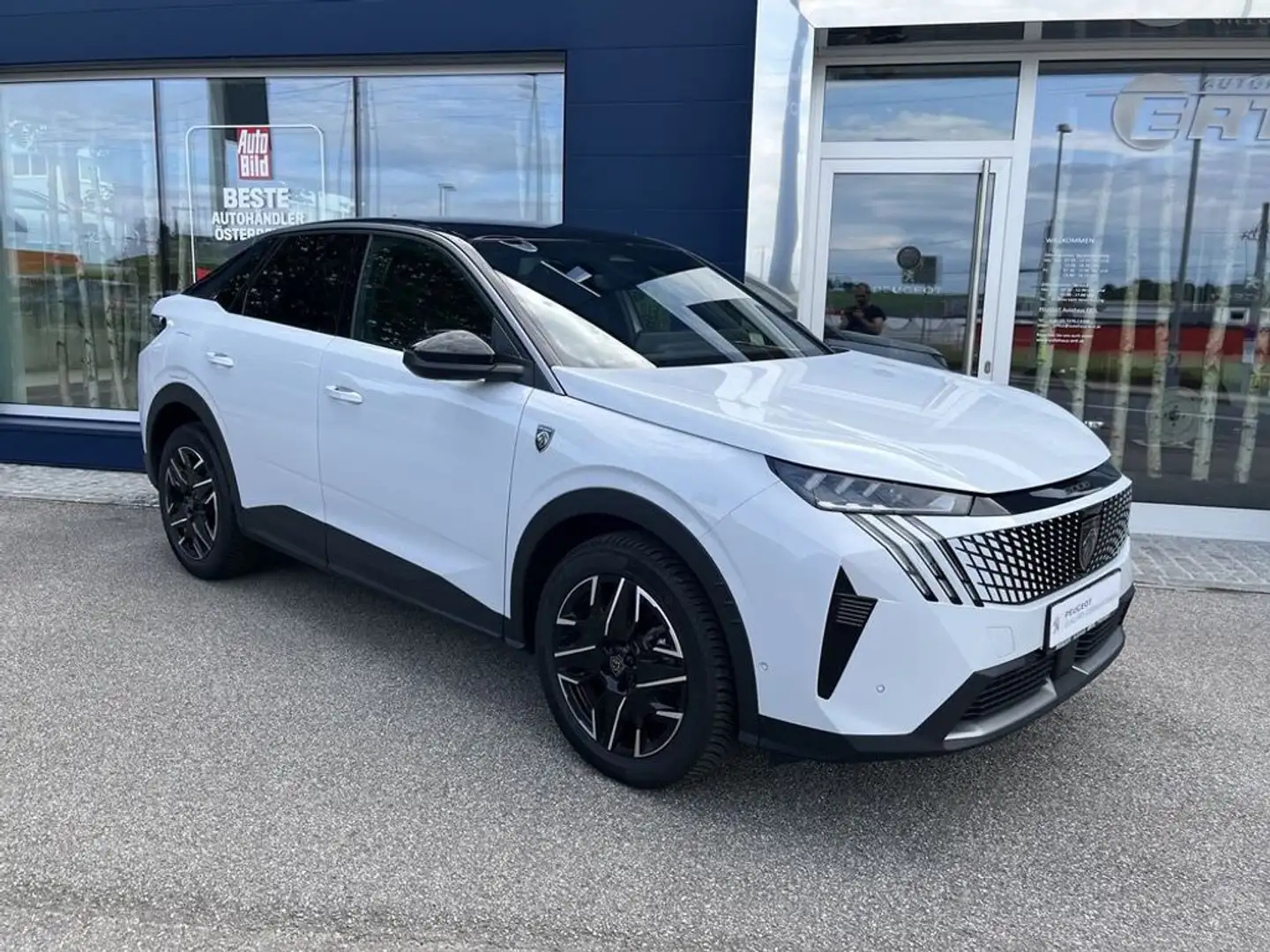 Peugeot 3008 Hybrid 136 GT VOLLAUSSTATTUNG Weiß - 1