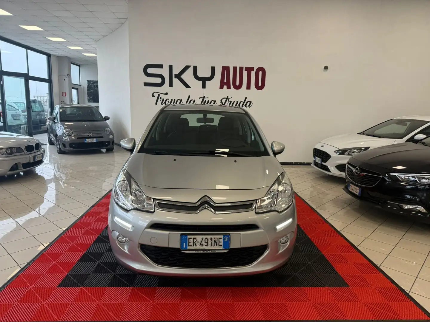 Citroen C3 1.2 VTi 82 Exclusive Argento - 1