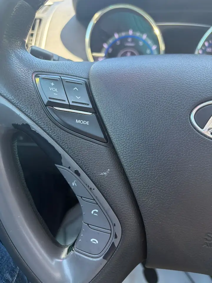 Hyundai SONATA снимка Hyundai SONATA