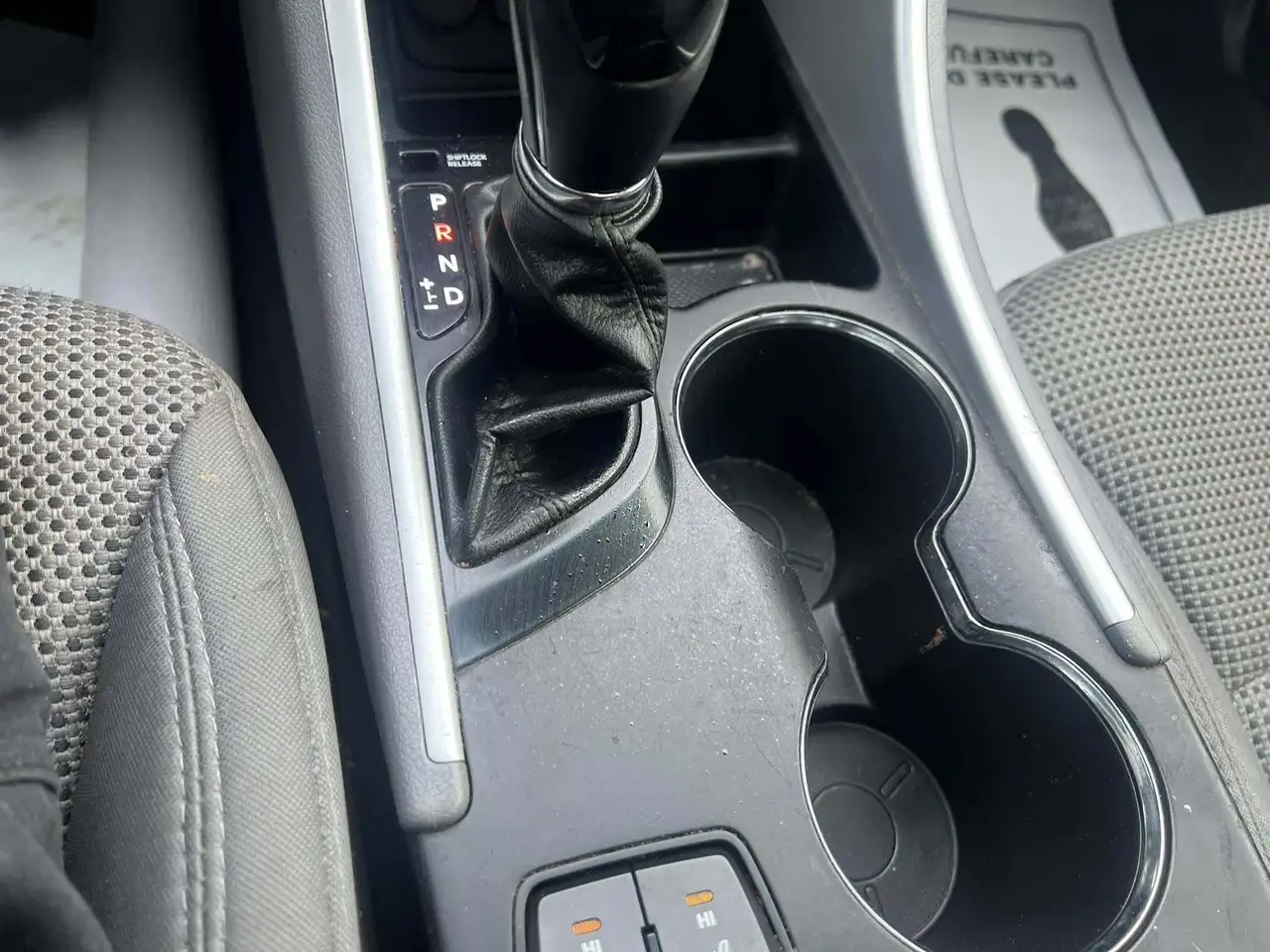 Hyundai SONATA снимка Hyundai SONATA