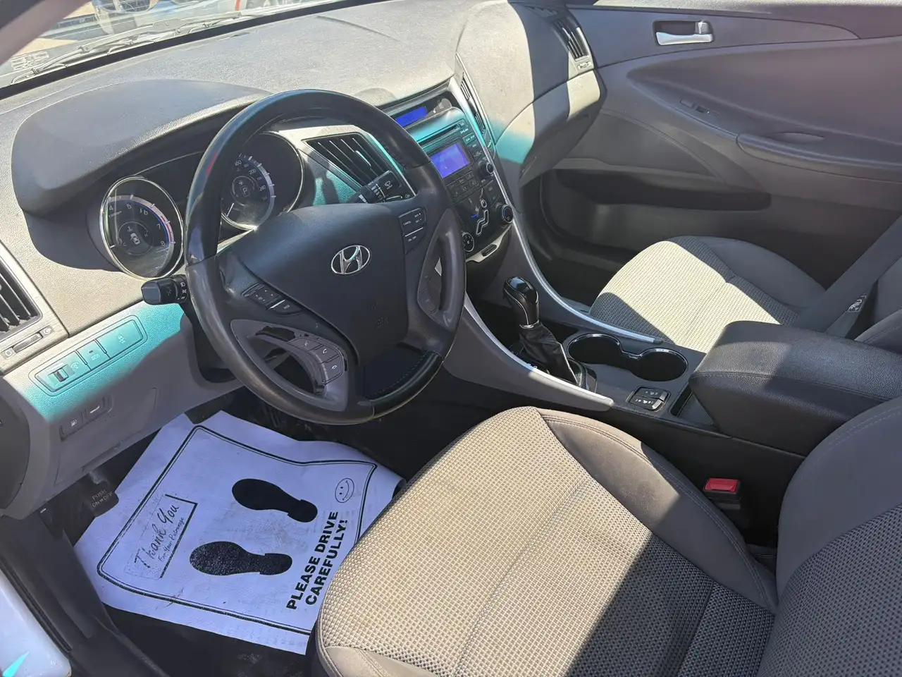 Hyundai SONATA снимка Hyundai SONATA