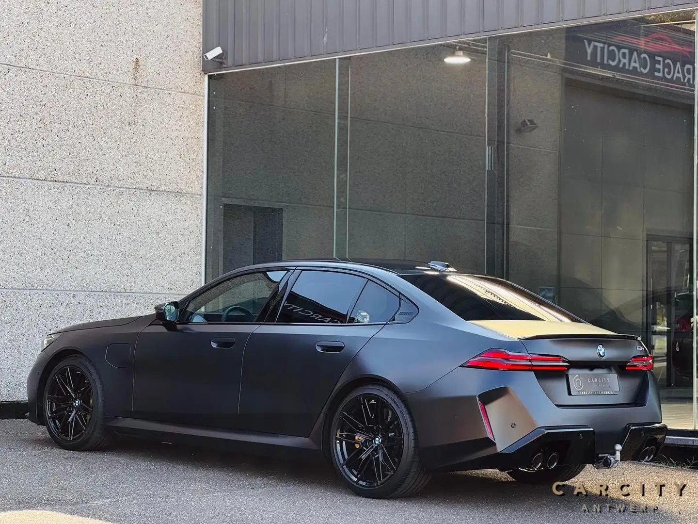 BMW M5 M5 | KERAMISCHE REMMEN | CARBON PACK | TREKHAAK | - 2