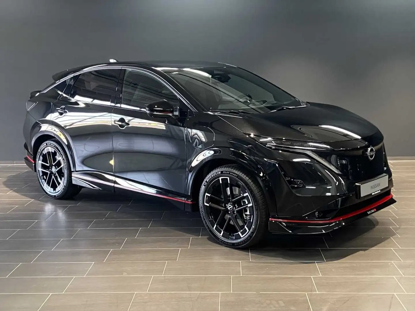 Nissan Ariya 87kWh NISMO 435PS E-4ORCE Negru - 2