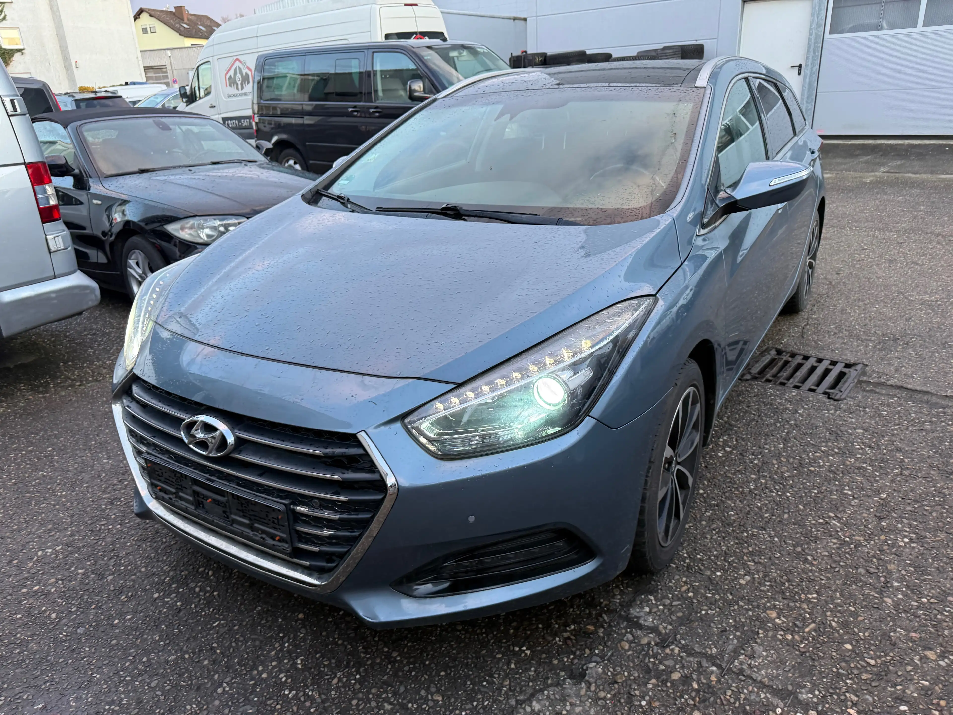 Hyundai i40 blue Style — photo 2