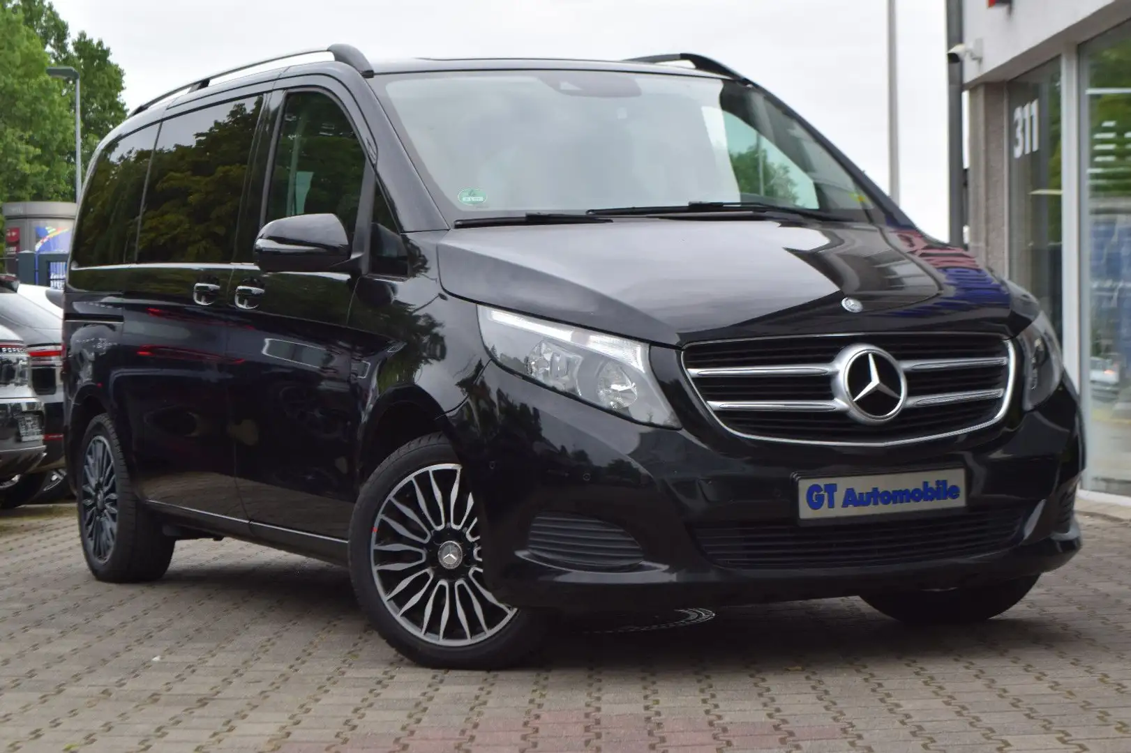 Mercedes-Benz V 250 d/Edition/Kompakt/Liege-Paket/Standhzg/AHK Zwart - 1