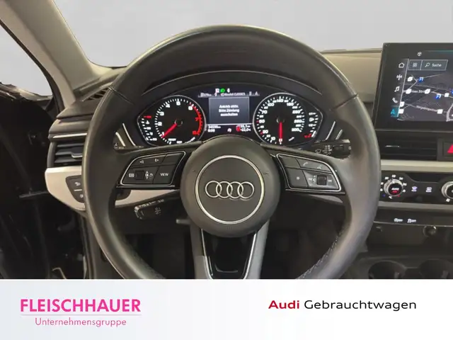 Audi A4 view 11