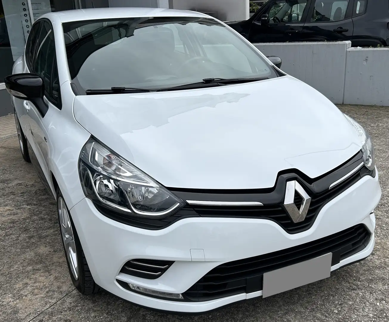 Renault Clio Clio 5p 1.2 16v Limited Collection ok neopatentati Bianco - 1