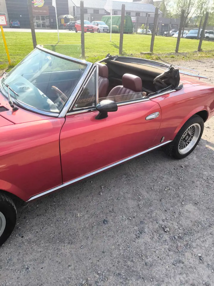 Fiat 124 Spider 2000, foto 4