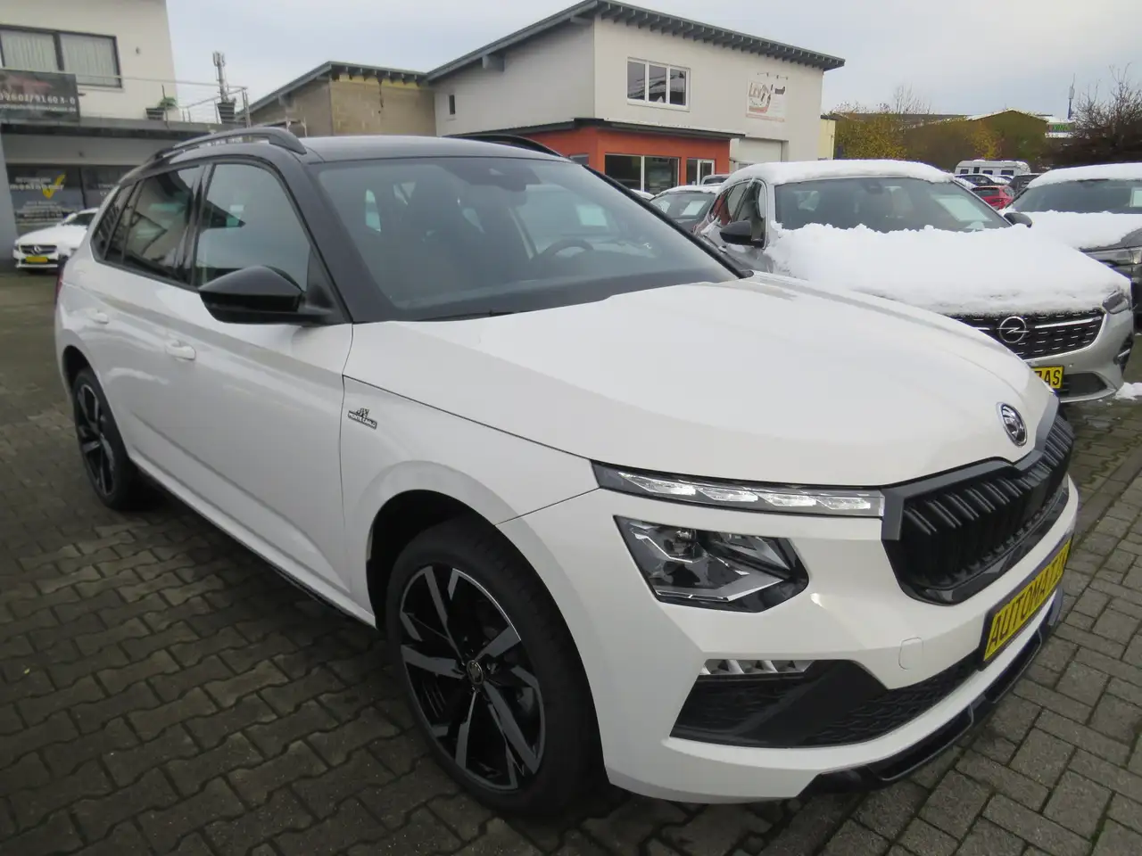 Skoda Kamiq 1.5 TSI DSG Monte Carlo *PANO*AHK*KAMERA*MATRIX 3
