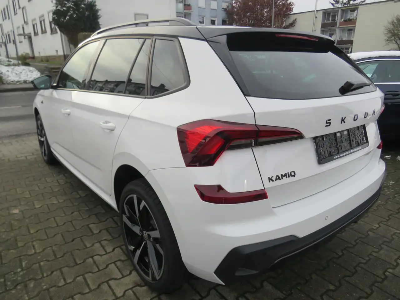 Skoda Kamiq 1.5 TSI DSG Monte Carlo *PANO*AHK*KAMERA*MATRIX 4