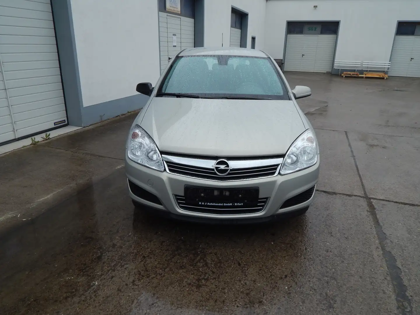 Opel Astra Edition*1.HAND*TEMPOMAT*KLIMAAUT*TOP* Beżowy - 2