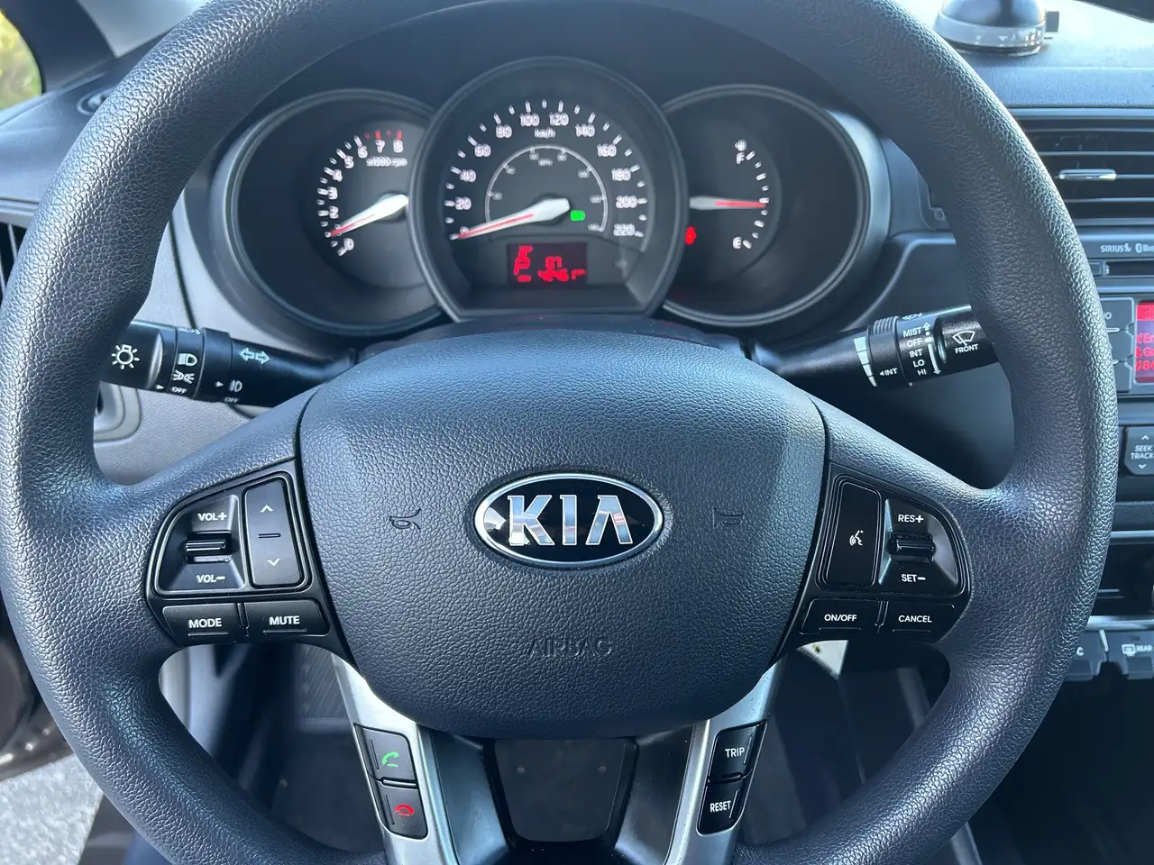 Kia Rio снимка Kia Rio