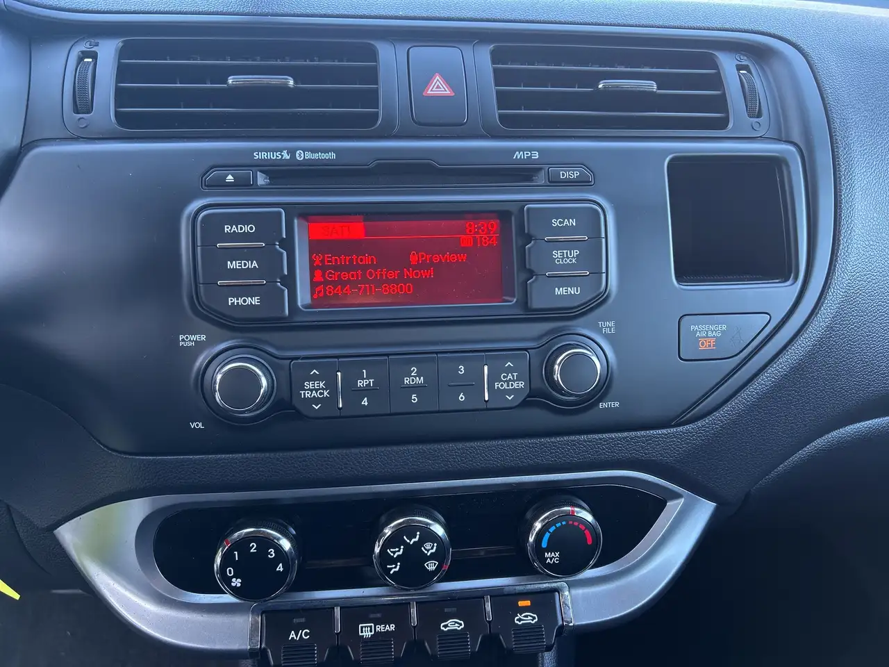 Kia Rio снимка Kia Rio
