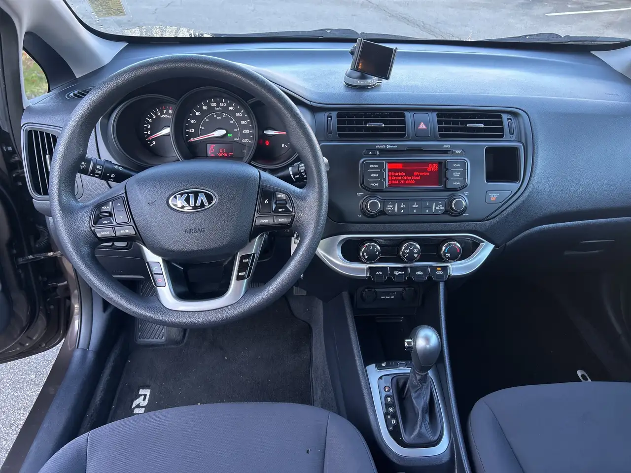 Kia Rio снимка Kia Rio