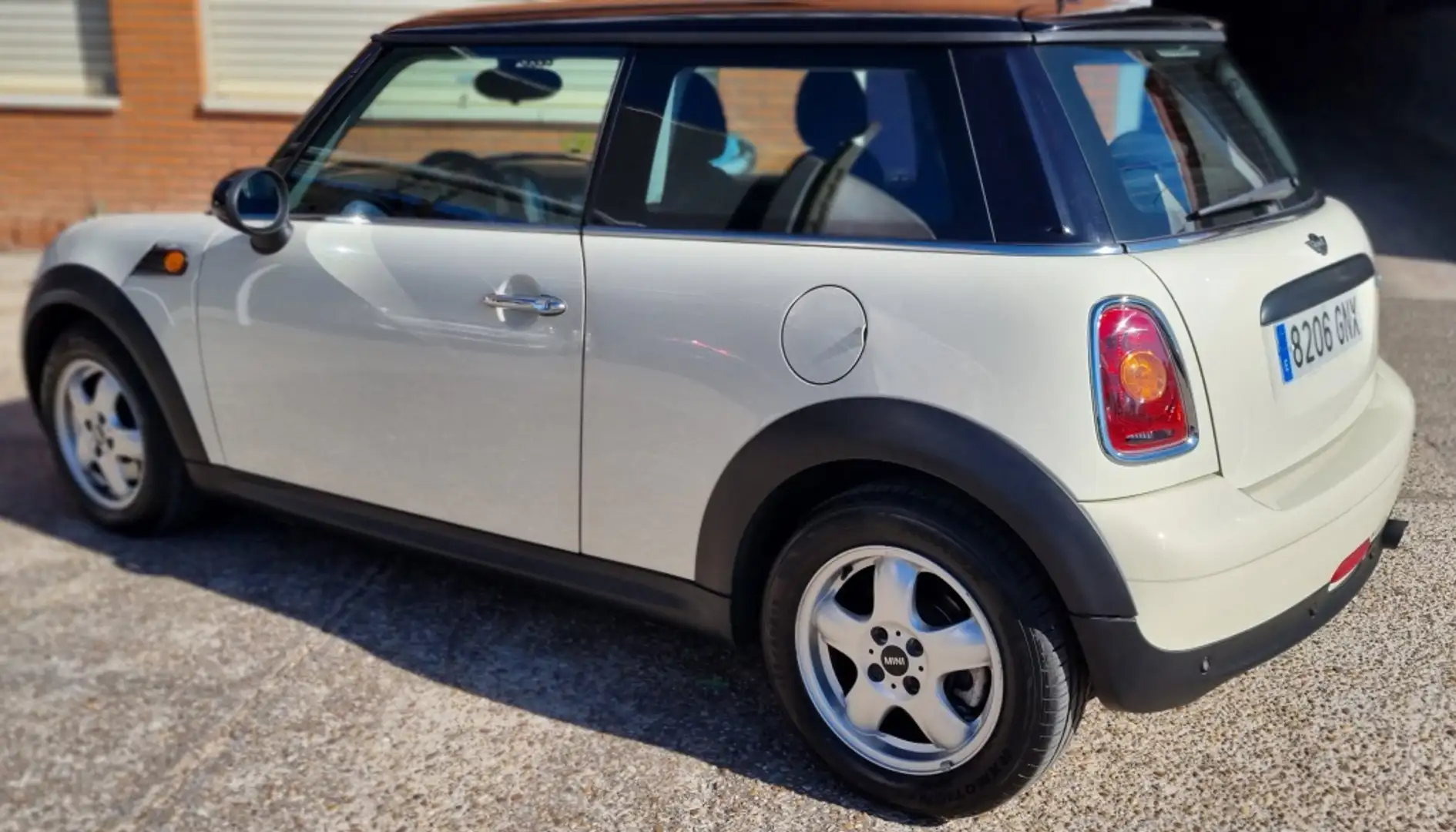 MINI One 3P Beige - 2