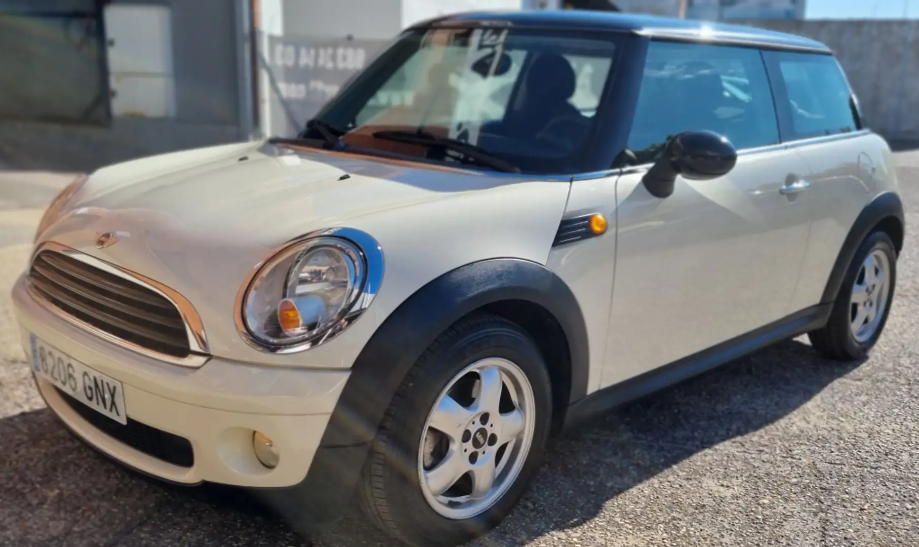 MINI One 3P Beige - 1