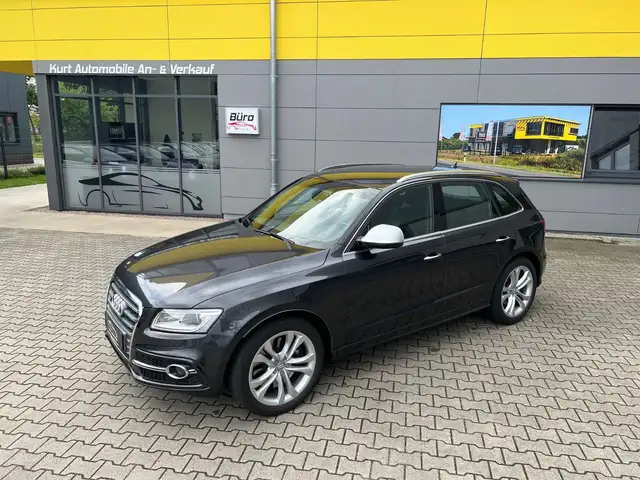 Audi SQ5 3.0 TDI/QUATTRO/AHK/AUTOMATIK/NAVI/BIXENON/