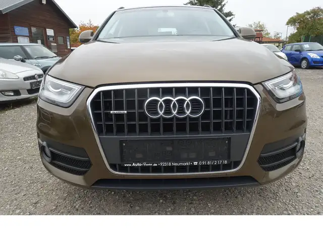 Audi Q3 view 2